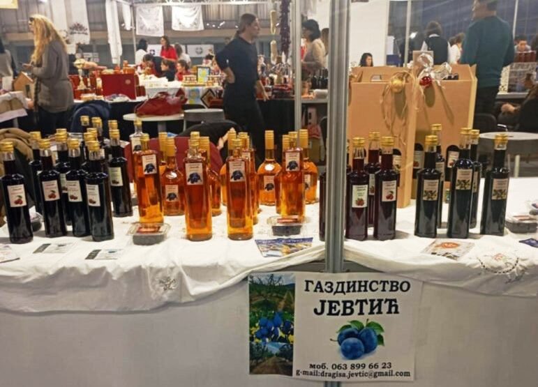 19864072 375c 4e88 bd7c f47c5d773501 771x1024