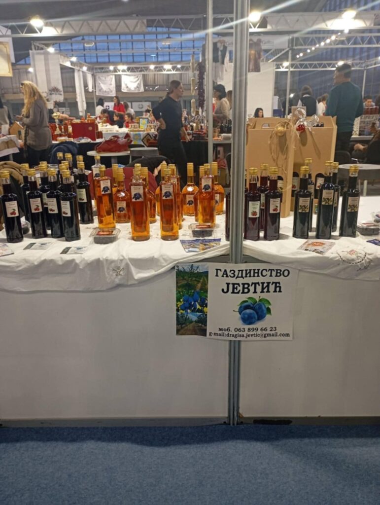 19864072 375c 4e88 bd7c f47c5d773501 771x1024